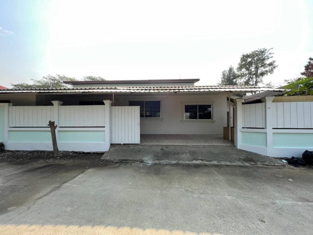 ต่ำกว่าตลาด!! บ้านเดี่ยว1.39ฟรีโอน(บ้านถวาย)