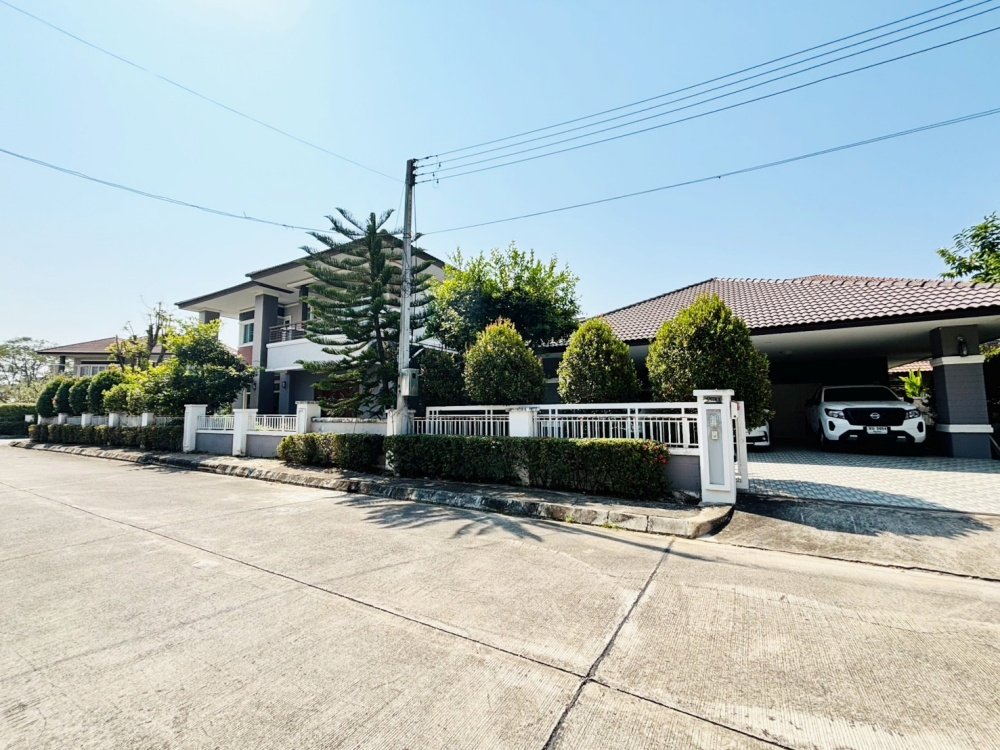 ต่ำกว่าราคาตลาด! ขายบ้านบ้านหลังใหญ่ 5 ห้องนอน พร้อมเรือนรับรอง ในหมู่บ้านกุลพันธ์วิลล์ 16 (The Bliss) สันกำแพง เชียงใหม่